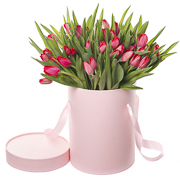 Шляпная коробка с тюльпанами - /Floris.ru/